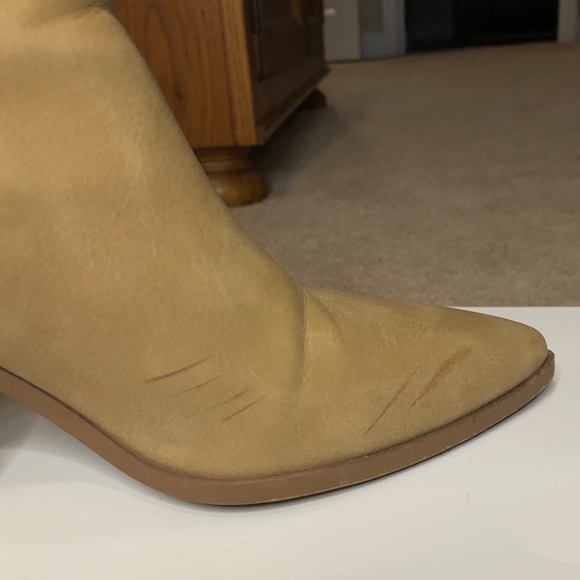 Lucy Avenue Bonnie Heel Booties - Camel - Size 10 - Picture 5 of 10